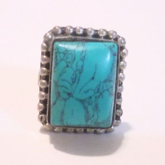 Southwestern Inspired Turquoise Colored Stone Fashion Ring Size 7 - Picture 4 of 7